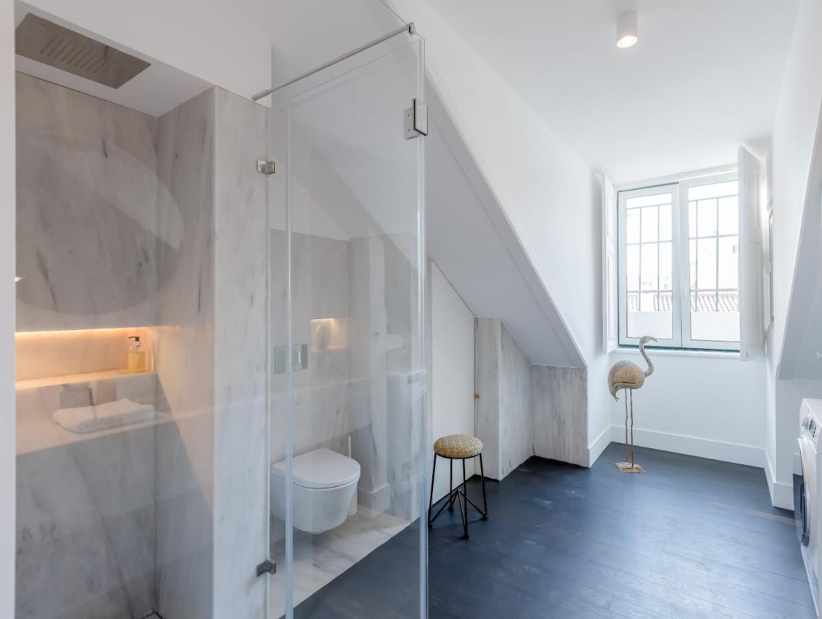 Principe Real Charming Garden View Flat At The Heart Of Lisbon Leilighet Eksteriør bilde